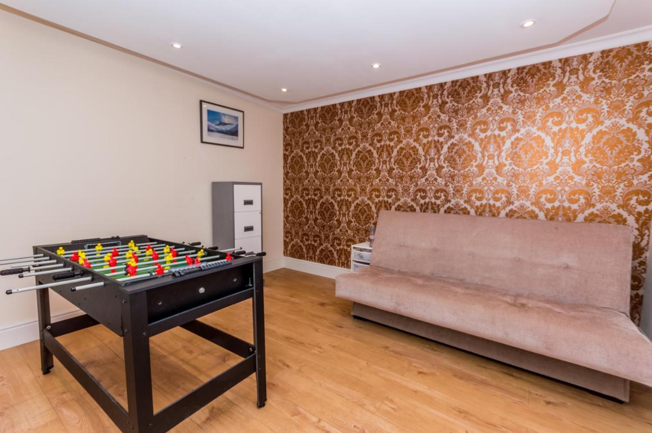 Burnham House - Labrad Homes Esterno foto