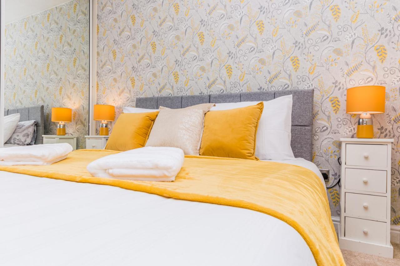 Burnham House - Labrad Homes Esterno foto