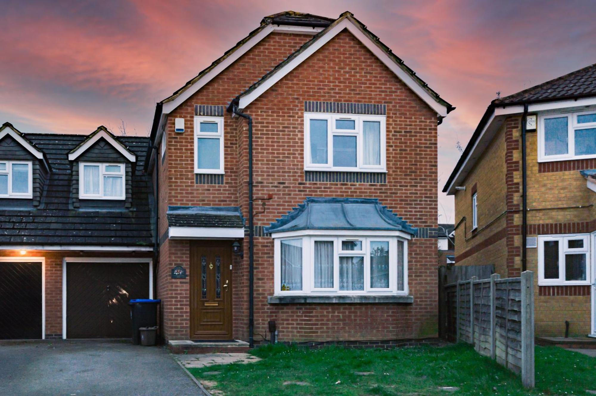 Burnham House - Labrad Homes Esterno foto